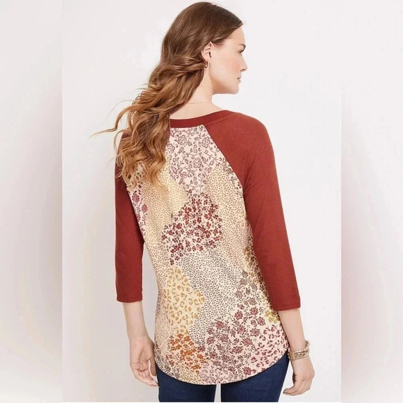 Plus Size 24/7 Blaine Floral Baseball Tee, Size 2X - Picture 2 of 4